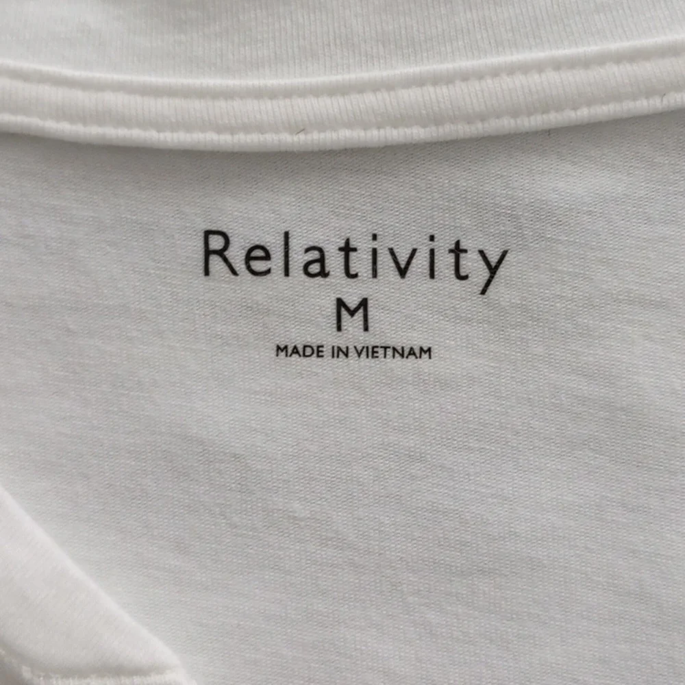 Relativity White Cotton V neck Henley Women's M (3/4 length sleeves) - Picture 3 of 8